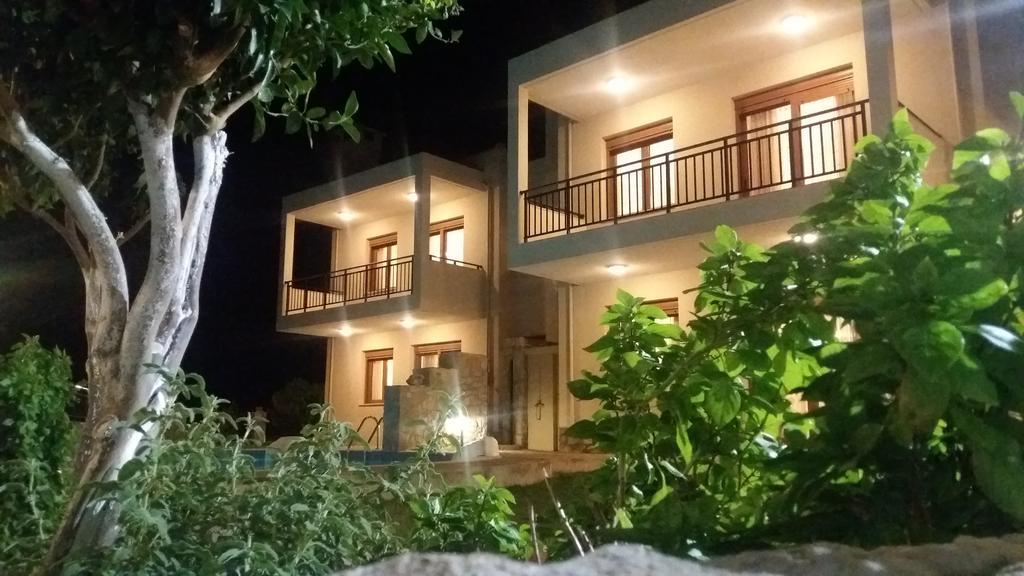 Petrochori Aparthotel Екстер'єр фото
