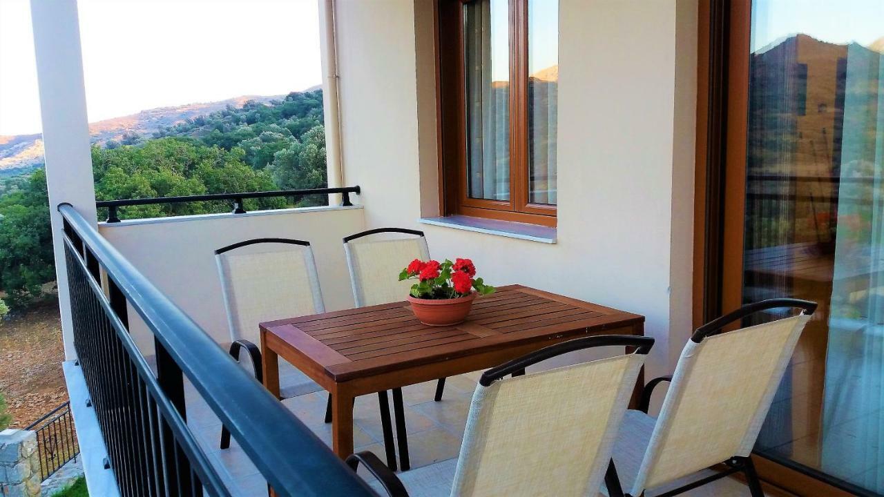 Petrochori Aparthotel Екстер'єр фото